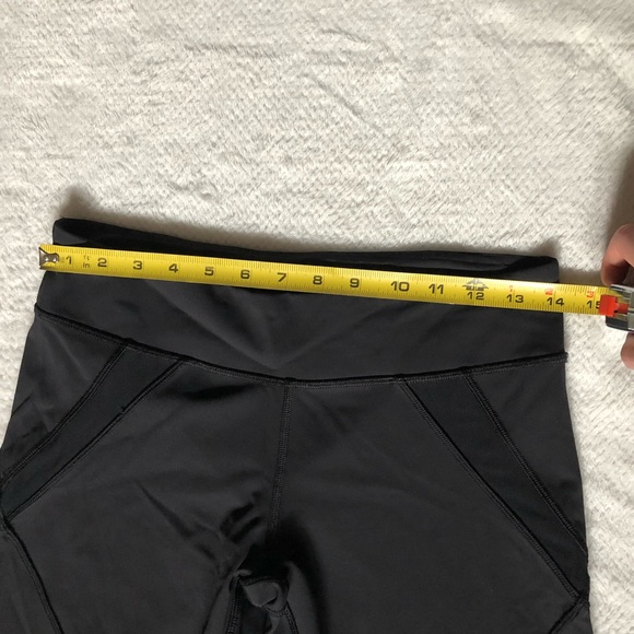 NWOT Lululemon breezy capri shorts - Picture 10 of 12